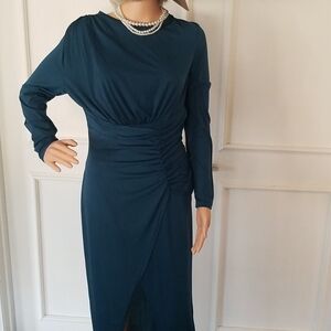 Elegant Teal Long Sleeve Dress